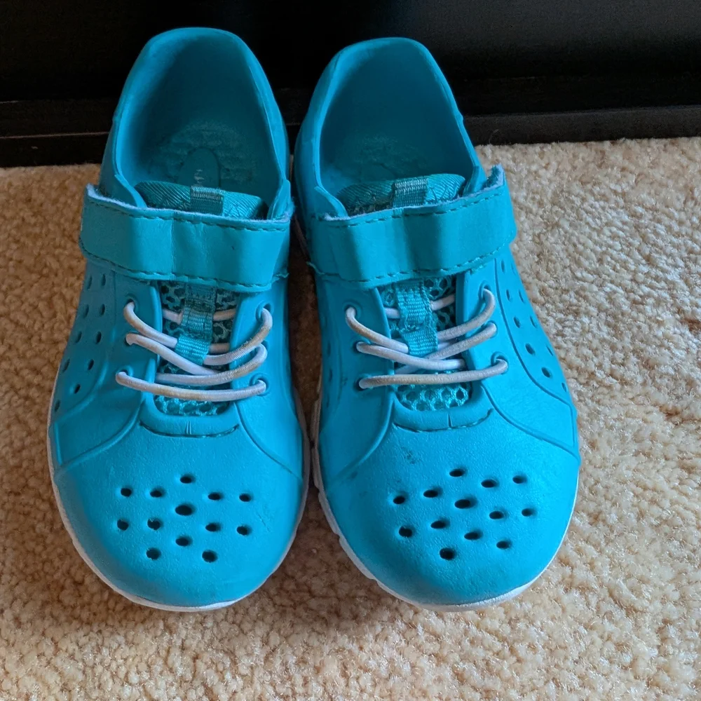 🩵 Kids Toddler Teal/Aqua Water Shoes/ Sandals with Velcro 🌊